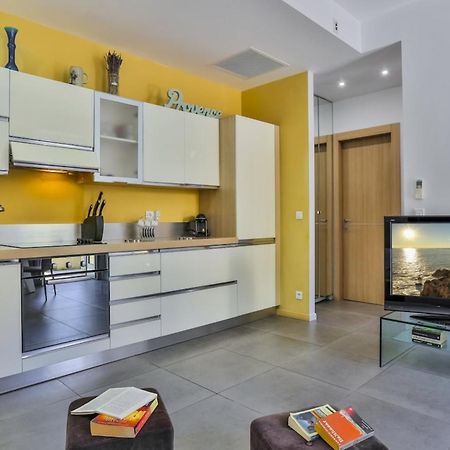 France 82 D - 2 Rooms - Terrace - 1 Min To The Sea نيس المظهر الخارجي الصورة