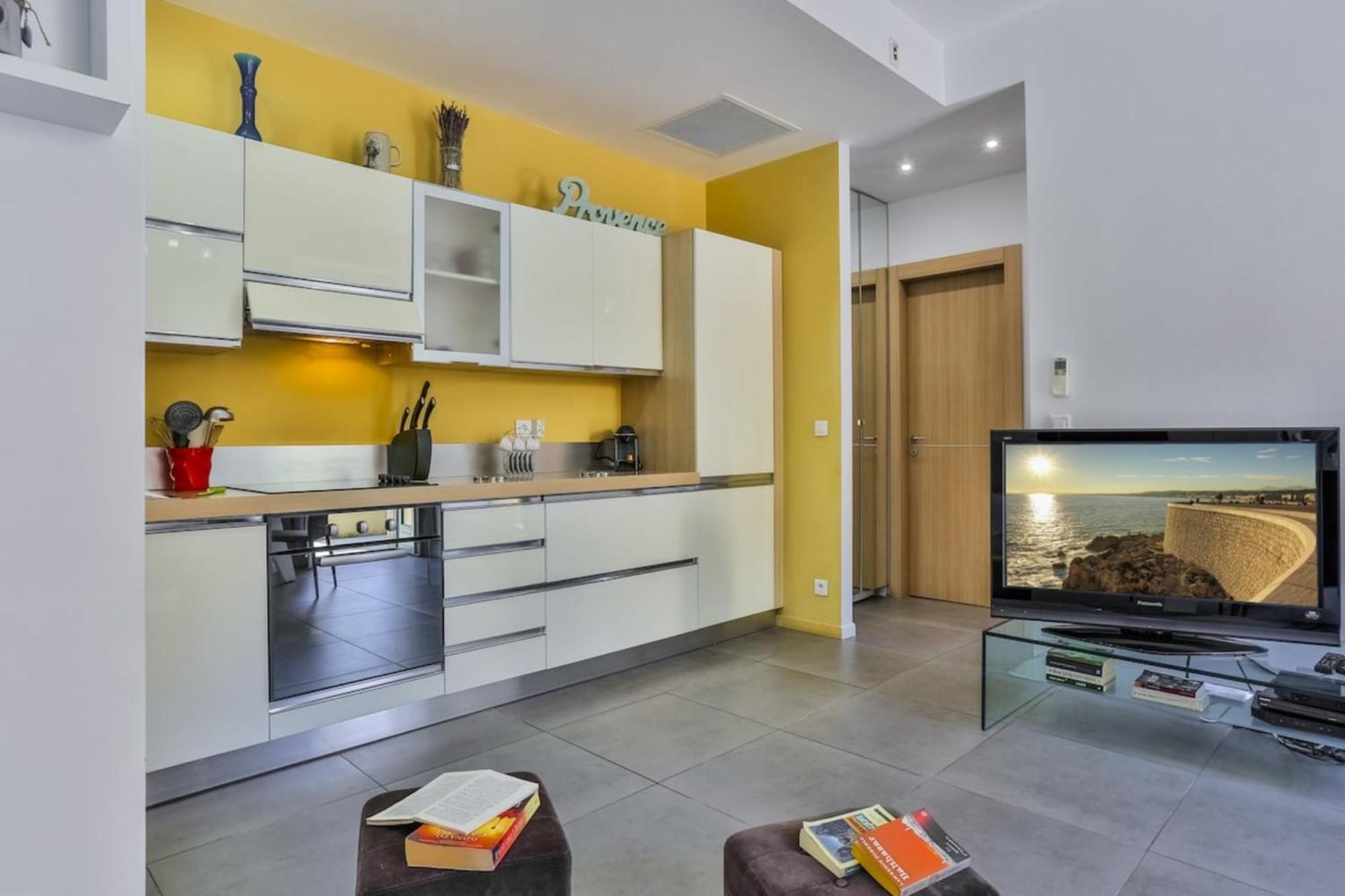 France 82 D - 2 Rooms - Terrace - 1 Min To The Sea نيس المظهر الخارجي الصورة