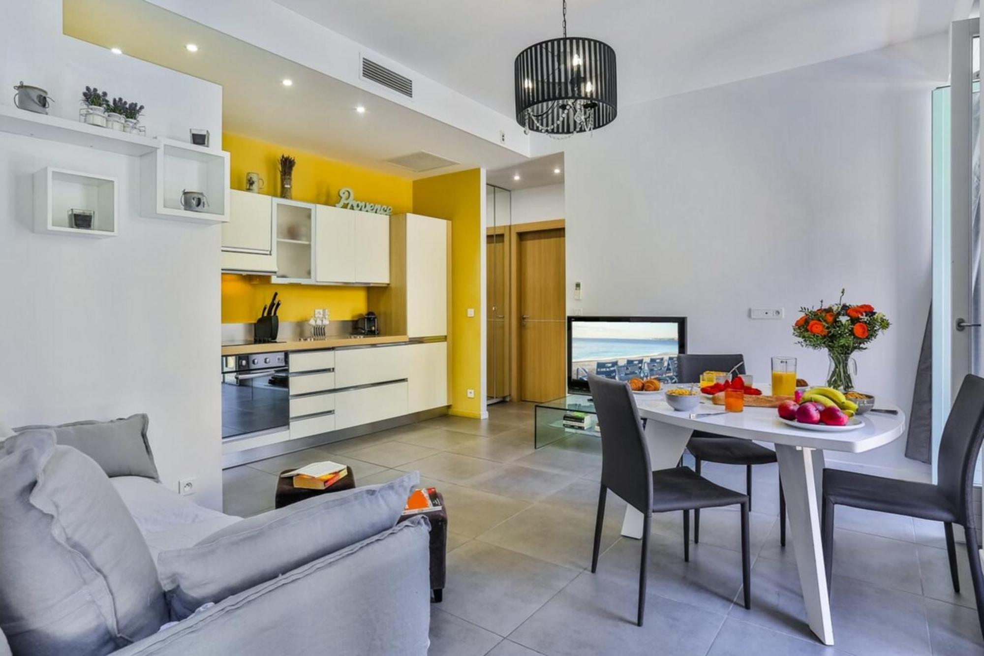 France 82 D - 2 Rooms - Terrace - 1 Min To The Sea نيس المظهر الخارجي الصورة
